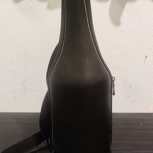 Caddy-O Wine Bottle Carrier Leather Cooler Black Insulated Hand Strap Wine Stop